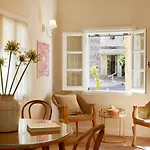 Old Town Luxury 'contessa' *